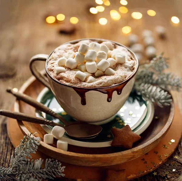 Chocolat Chaud Avec Guimauves Cannelle Dans Une Tasse Céramique Sur — Photo