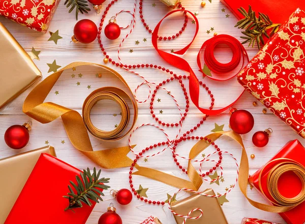Weihnachten Hintergrund Mit Dekorationen Und Geschenkboxen Ansicht Von Oben Mit — Stockfoto