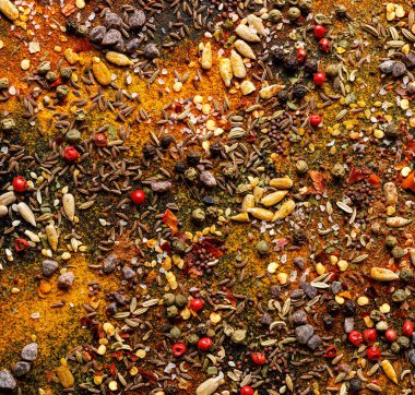 Baharatlar arka plan, aromatik baharatlar seti, otlar ve tuz, üst wiew, kopyalama alanı, yakın çekim