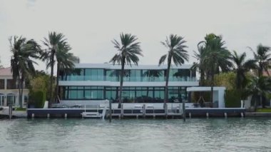 Emlak için lüks teraslı şaşırtıcı sakin ol kendi İskelesi, sunny Isles beach, miami Körfezi kıyısında