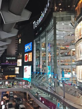 Bangkok, Tayland - 14 Ocak 2018: Starbucks kahve Termi