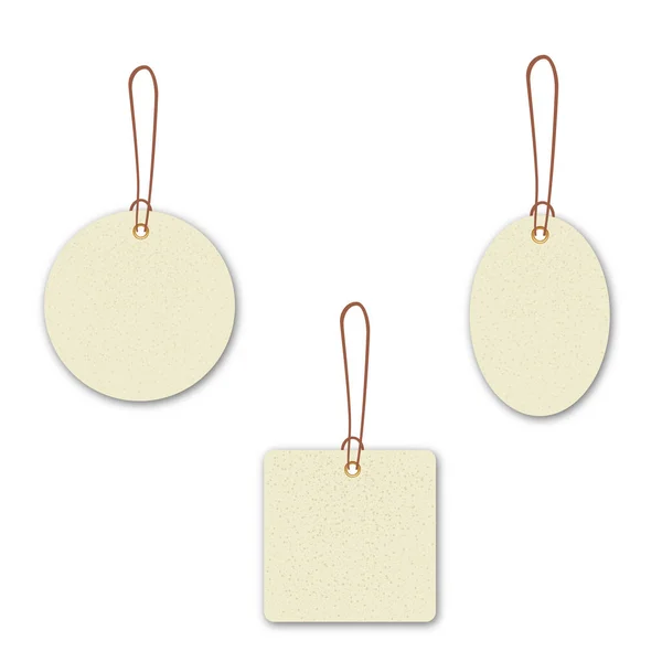 Set blanco geschenkdoosjes of te koop boodschappenlabels met touw. — Stockvector