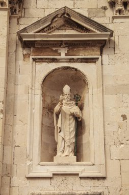 Dubrovnik, Hırvatistan katedralde duvarda heykel