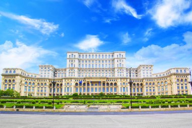Parlamento Sarayı Bükreş, Romanya güzel manzarasına güneşli bir günde