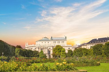 Viyana Devlet Opera ve Burggarten (imparatorluk Bahçesi) Viyana, Avusturya