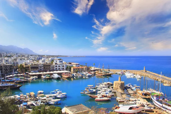 Gyönyörű Kilátás Nyílik Bay Kyrenia Kyrenia Girne Észak Ciprus — Stock Fotó