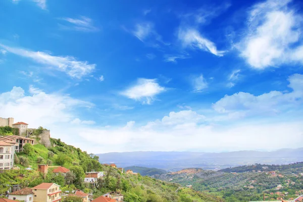 Hermosa Vista Ciudad Medieval Kruja Cima Montaña Sary Saltiki Albania — Foto de Stock