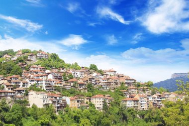 Güzel manzarasına Tsarevets dağlarında Veliko Tirnovo, Bulgaristan