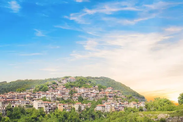 Güzel manzarasına Tsarevets dağlarında Veliko Tirnovo, Bulgaristan