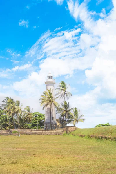 Ünlü deniz feneri Fort Galle, Sri Lanka, güneşli bir günde güzel manzara