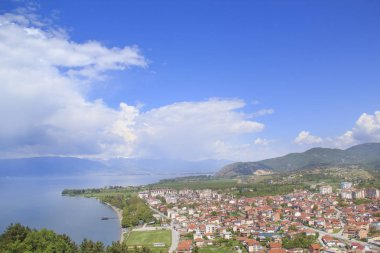 Makedonya'daki Ohri Gölü kıyısında güzel görünümü