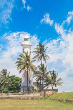 Ünlü deniz feneri Fort Galle, Sri Lanka, güneşli bir günde güzel manzara