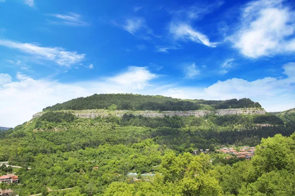 Beautiful View Ancient Fortress Tsarevets Mountains Veliko Tirnovo Bulgaria — Stock Photo, Image