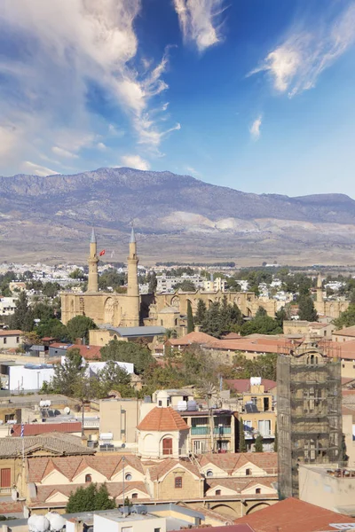 Schöner Blick Auf Den Türkischen Teil Der Stadt Und Die Stockbild