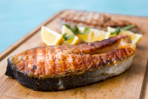 Tuna and salmon — Stock Photo, Image