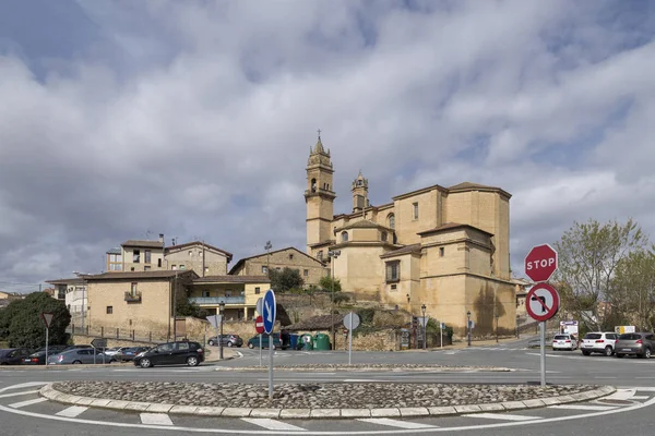 Medieval town from the road, El Ciego, Rioja, Spain — Stock Photo, Image