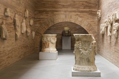 Sütunlar Roma Müzesi'sındaki Merida, Extremadura, Spai odası
