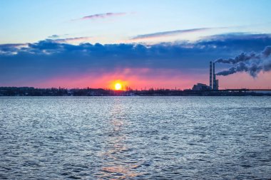 Gündoğumu, Dinyeper 'de şafak, Dinyeper şehri, Dnepropetrovsk, Ukrayna