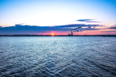 Gündoğumu, Dinyeper 'de şafak, Dinyeper şehri, Dnepropetrovsk, Ukrayna