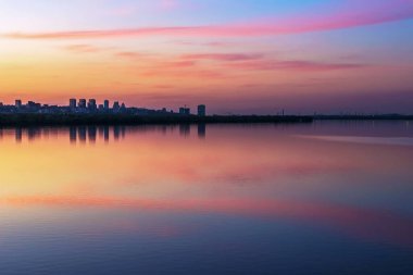 Günbatımından sonraki renkler, Dnepr-Dnepropetrovsk, Ukrayna