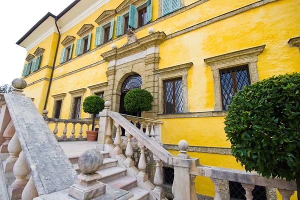 Avusturya, Salzburg 'daki Hellbrunn Sarayı.