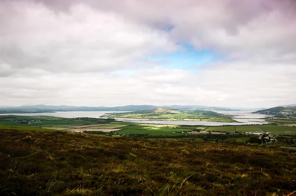 Panoramatický výhled na Drongawn Lough v Donegal (Irsko) — Stock fotografie