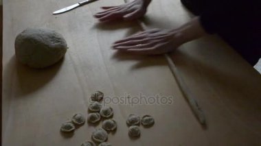 Orecchiette ham ev yapımı bulanık ve eller