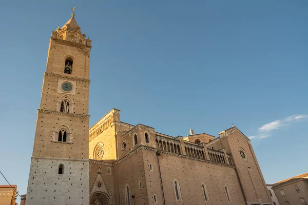 Katedralen i San Giustino i Chieti — Stockfoto