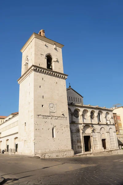 Facade of Benevento Cathedral (Italy) — Stock Photo, Image