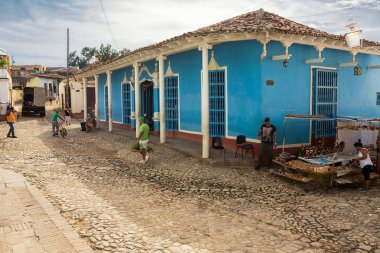 Sabahları Trinidad bir sokakta gerçek hayat