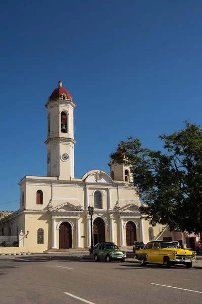 Catedral de Cienfuegos em Cuba — Fotografia de Stock