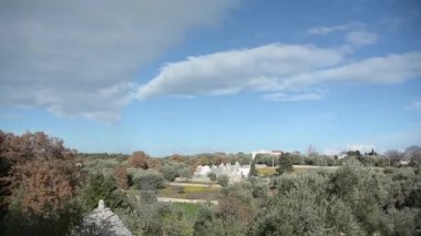 Cisternino, İtalya - 28 Aralık 2017: Trulli, Apulia bölgesindeki tipik ev