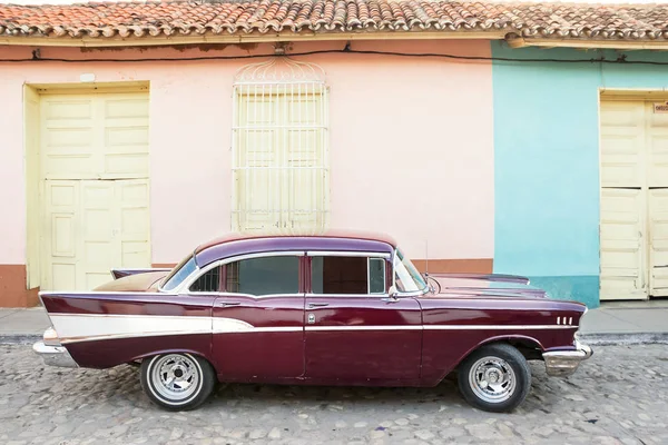 Trinidad Cuba December 2017 Old American Car Parked Trinidad Street — Stock Photo, Image