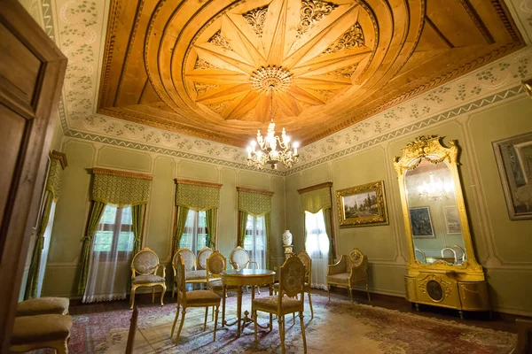 Interior da antiga casa da família Balabanov, comerciantes de Plov — Fotografia de Stock