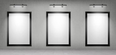 Çerçeveli ve spot ışıklı boş film posterleri