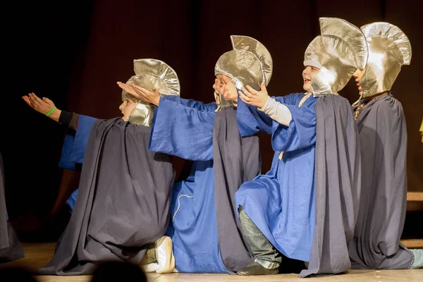 Okul performans St. Martin hayatı hakkında