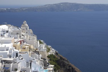  Fira Santorini 'nin başkenti. 