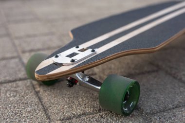 Longboard önden görünümü
