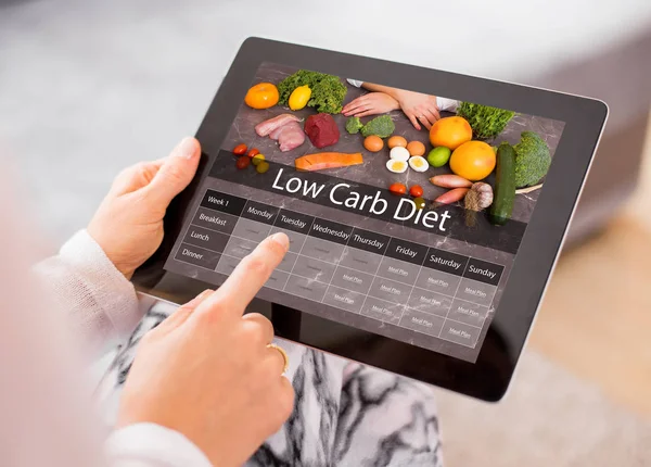 Low Carb Diet på surfplatta — Stockfoto