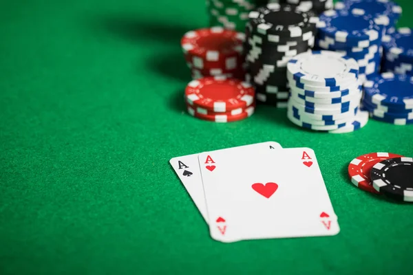 Coppia di assi al casinò — Foto Stock