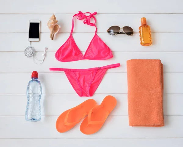 Flat lay itens para banhos de sol — Fotografia de Stock