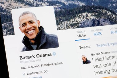 Riga, Letonya - 02 Şubat 2017: Barack Obama ' nın Twitter profil.