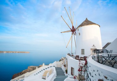 Santorini yel gündoğumu tarafından