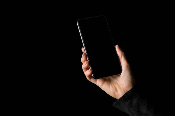 Elinde Cep Telefonu Olan Kişi Siyah Arka Planda Izole Edilmiş — Stok fotoğraf