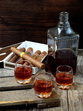 kaliteli puro ve konyak