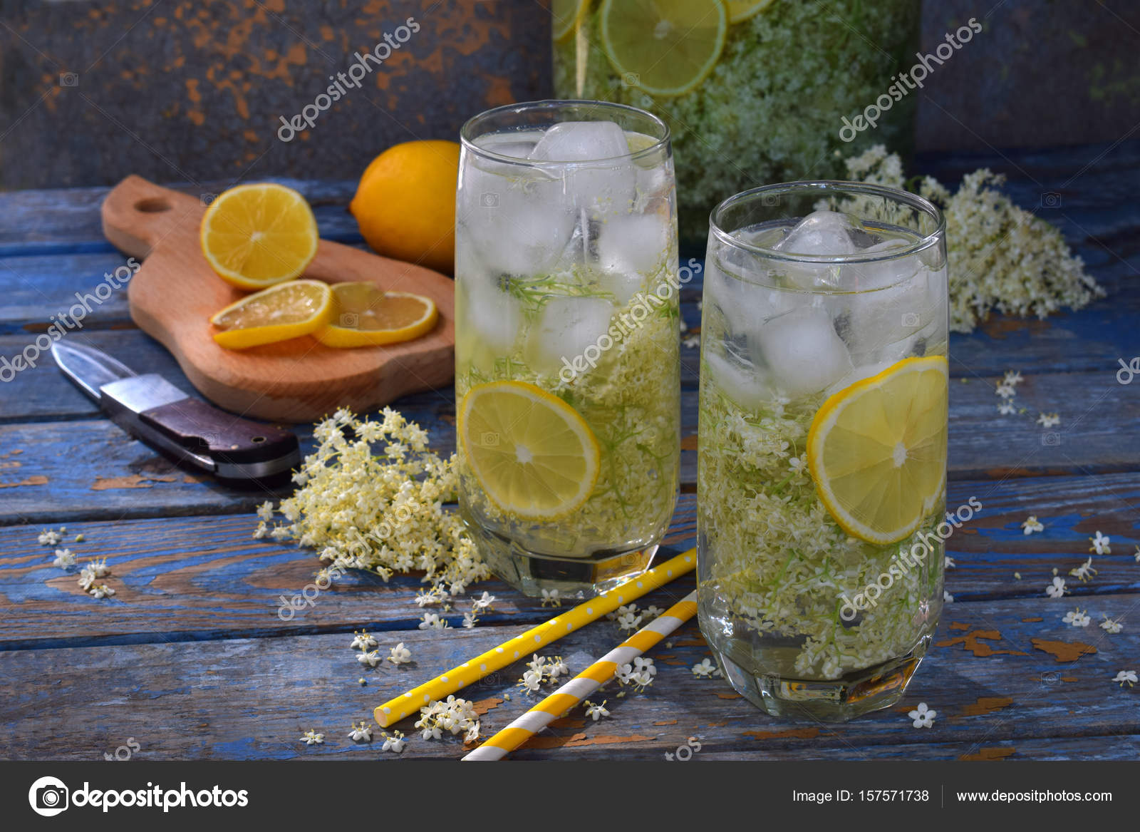 Les Fleurs De Sureau Et Boisson Citron Jus De Sureau Sain