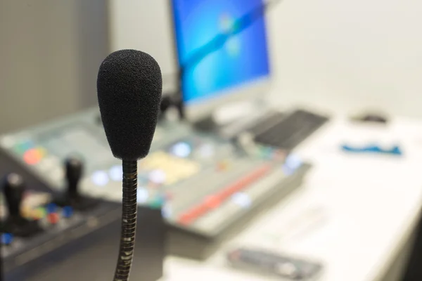 Tv studio mikrofon für produzent. — Stockfoto