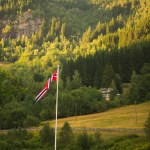 Vista panorâmica da natureza da Noruega no verão