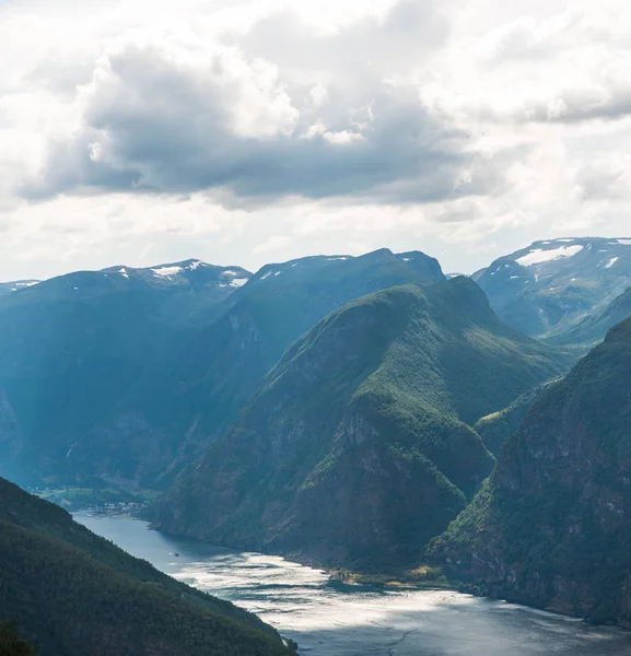 Vedere Maiestuoasă Mare Aurlandsfjord Din Punct Vedere Stegastein Aurland Norvegia — Fotografie de stoc gratuită