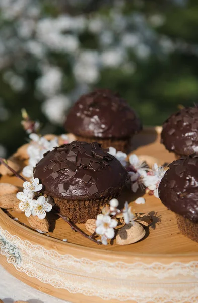 Lekkere Chocoladecupcakes Zelfgemaakte Chocolade Muffin Cupcake Met Room Boterroom Glazuur — Stockfoto